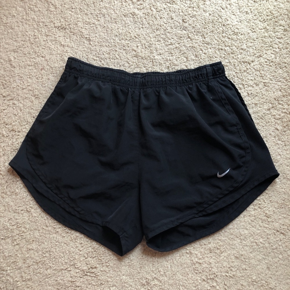 Women’s Nike dri-fit shorts M